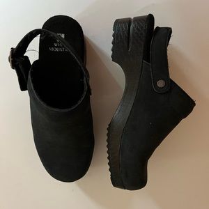 Women’s size 9 Clogs